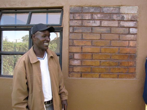 photo_brickmaking3